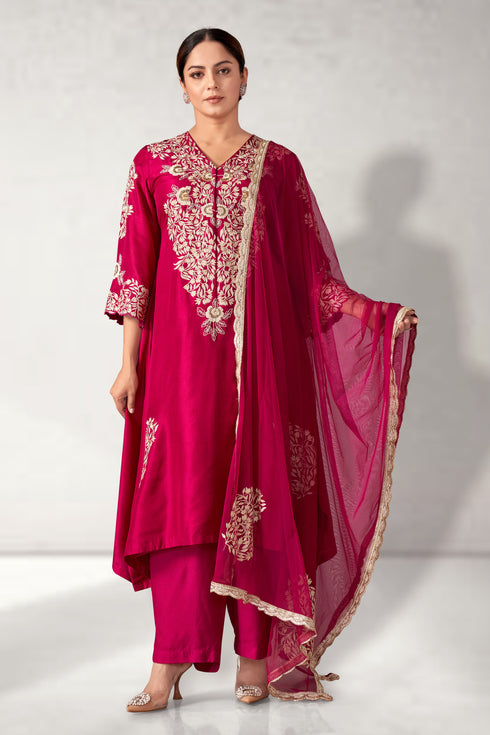 Long tunic with straight pants