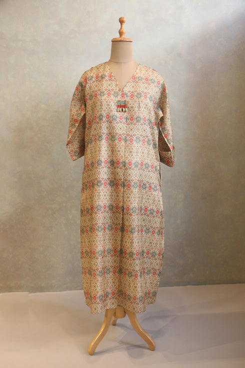 Lightly Embellished Neck Tunic