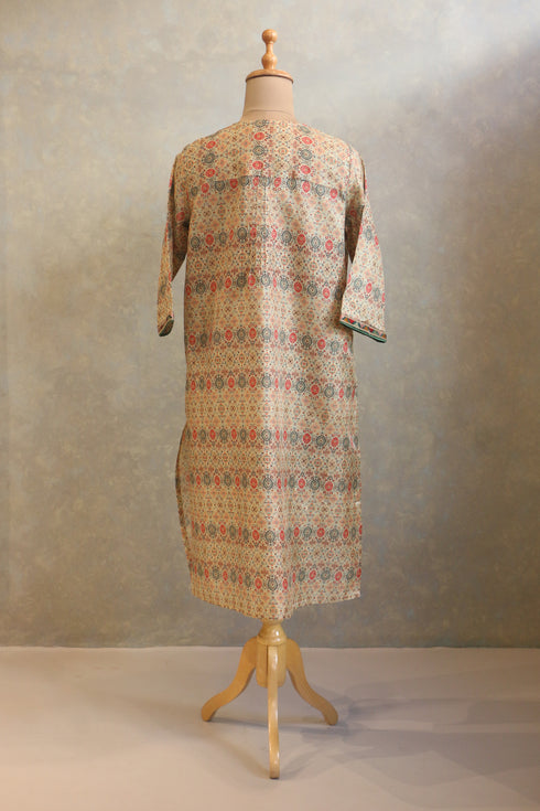 Lightly Embellished Neck Tunic