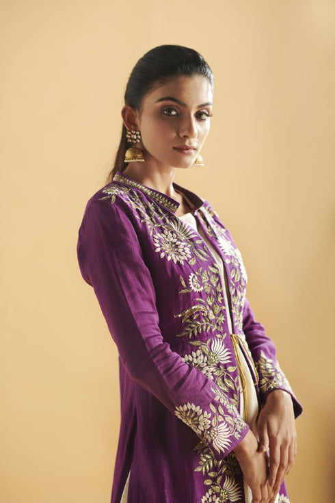 Embroidered Full Sleeve Jacket With Churidar