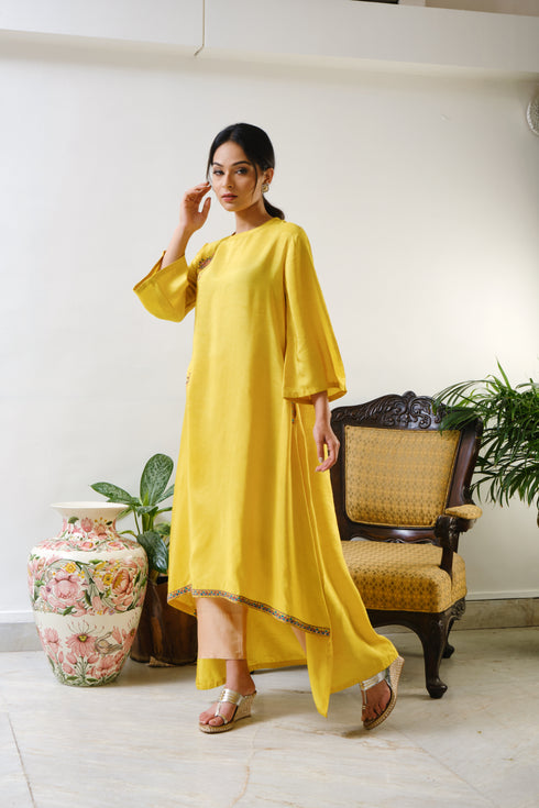 Yellow High-low embroidered Tunic with geometric embroidery in combination of mirror & thread