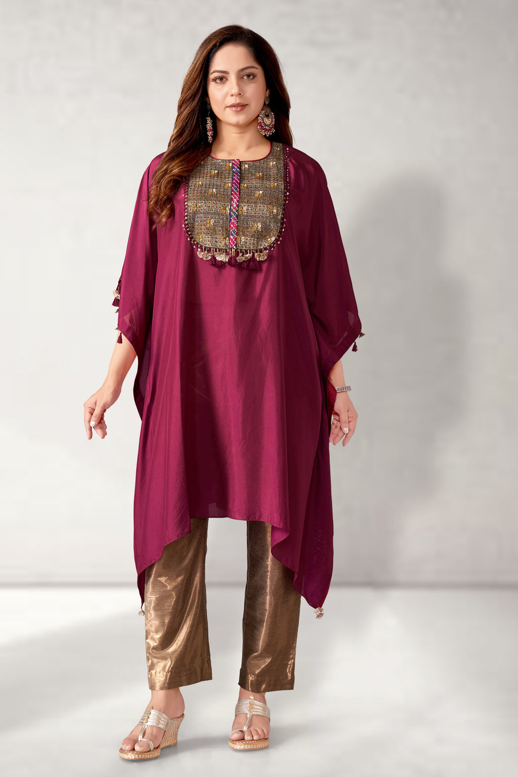 Kaftan set with straight pants