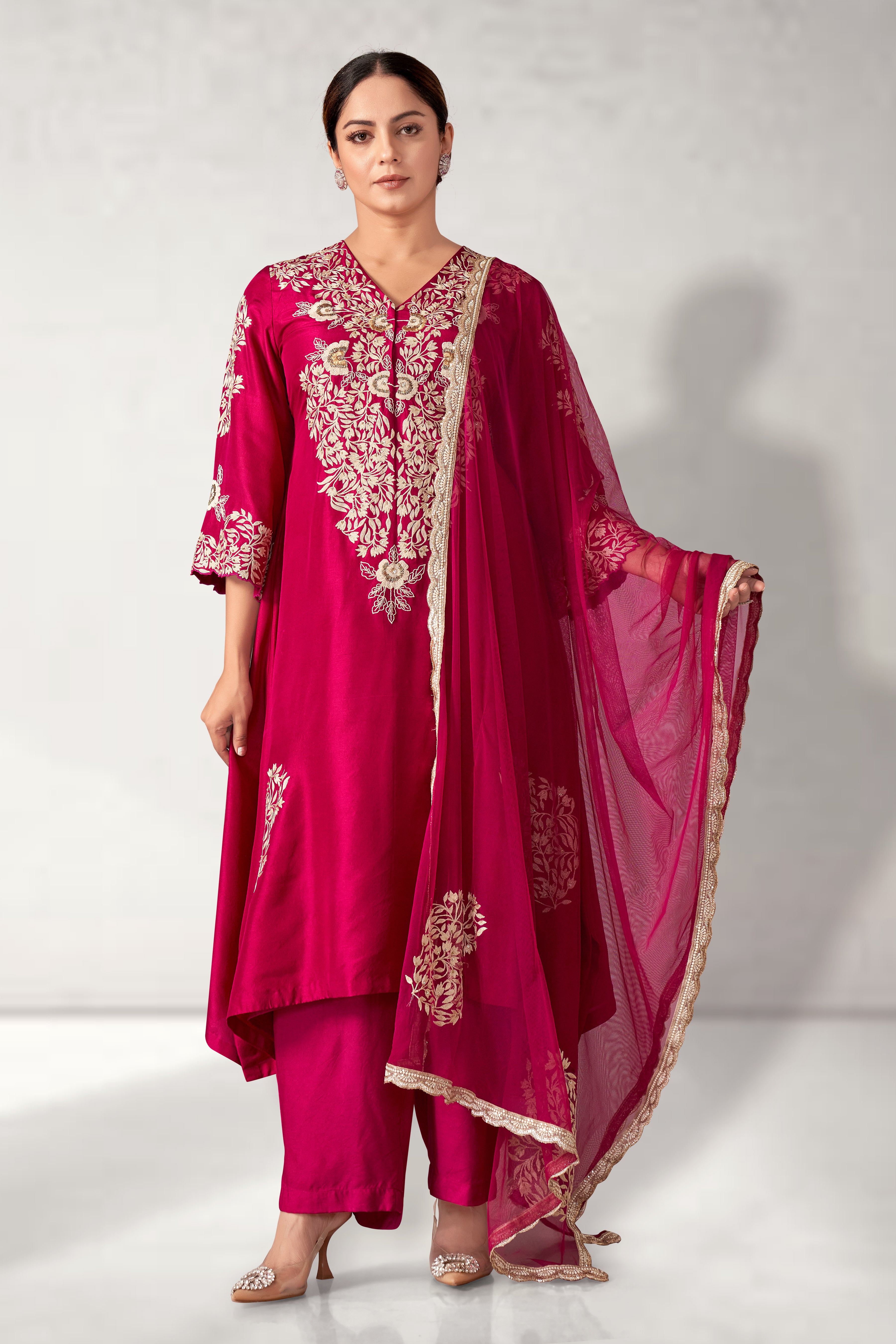 Long tunic with straight pants