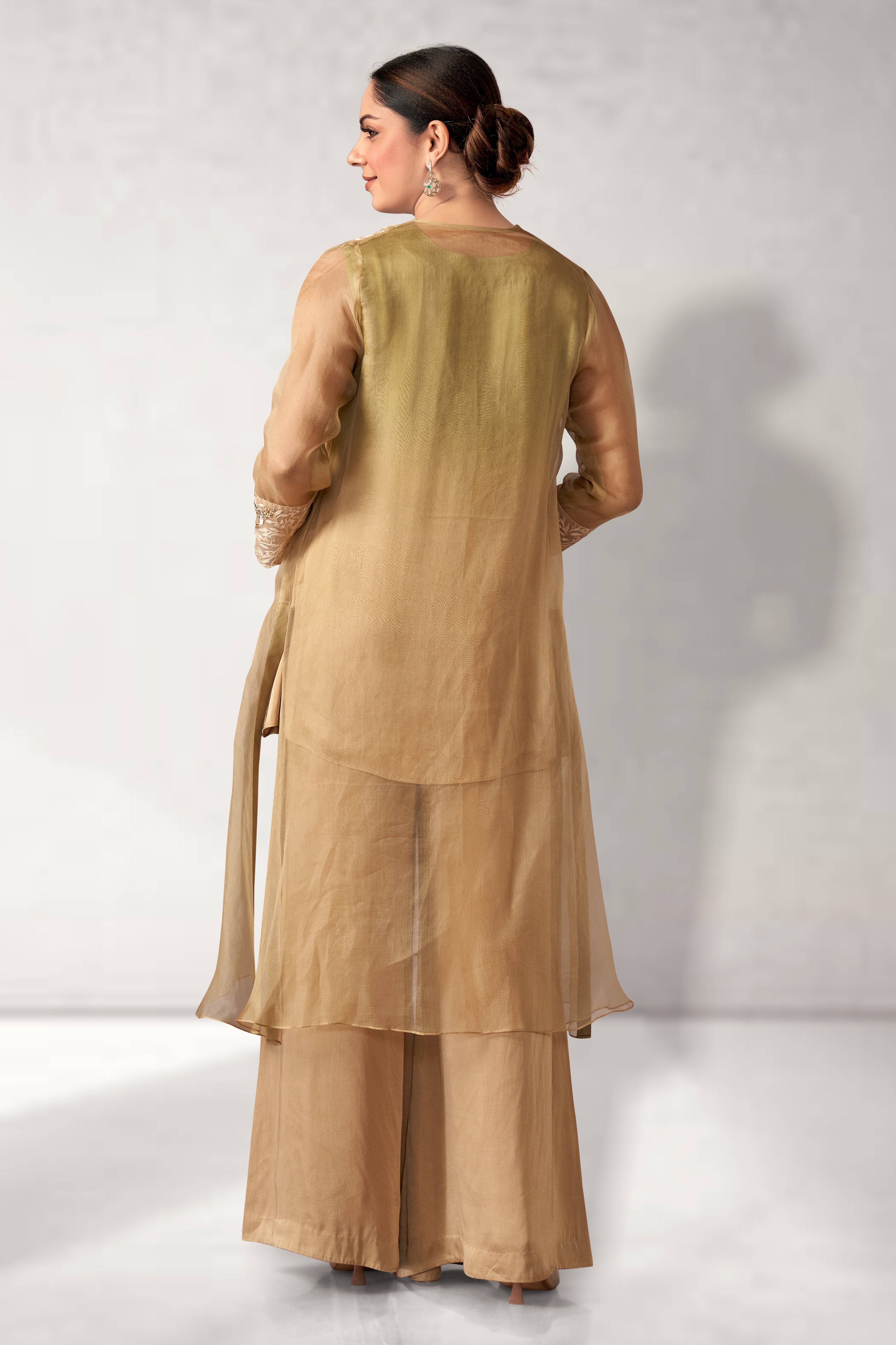 Jacket with shaded top set