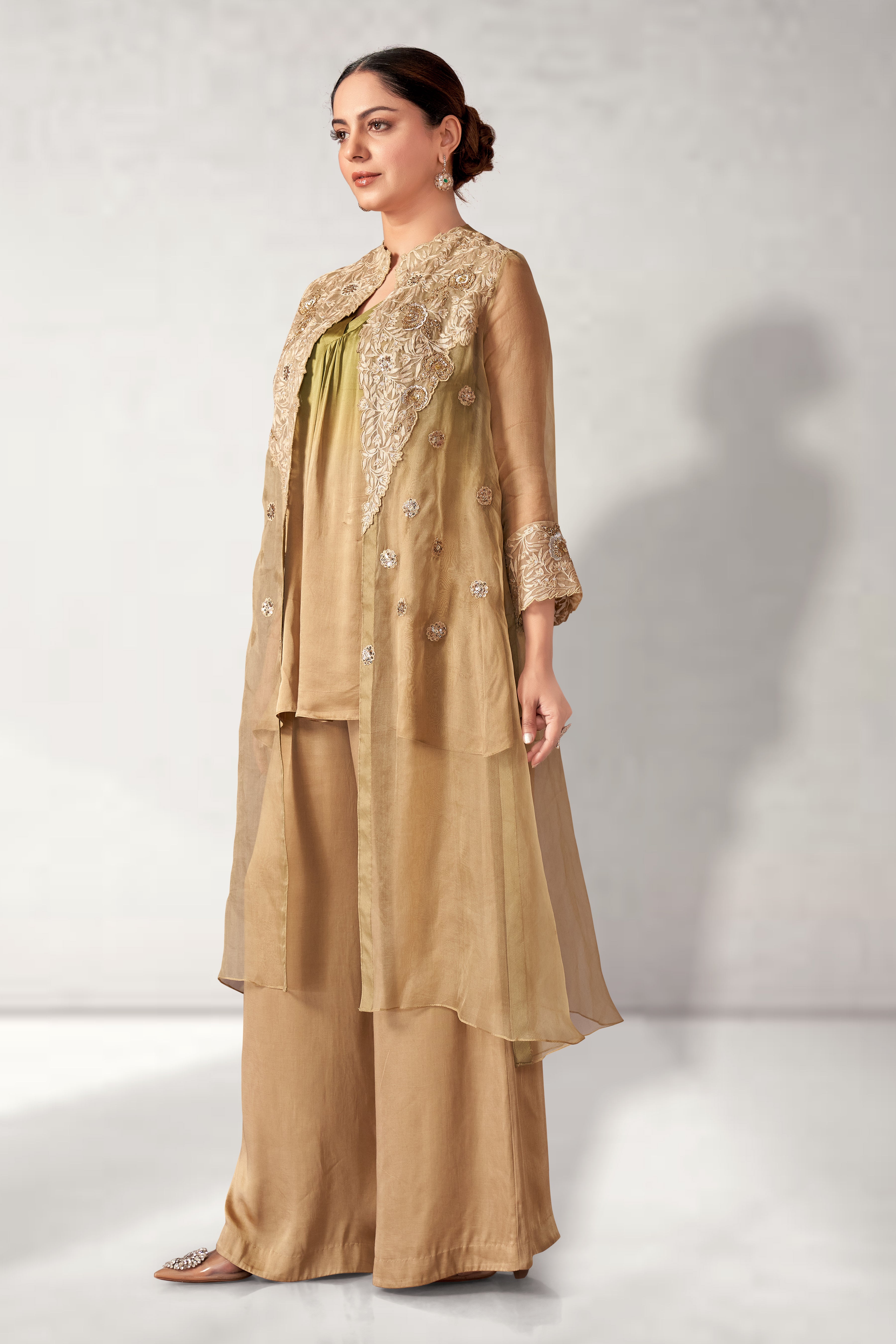 Jacket with shaded top set