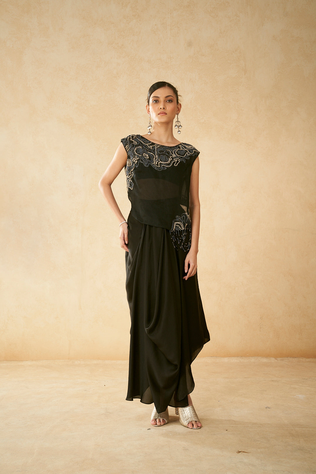 CROP TOP WITH PLEATED SKIRT