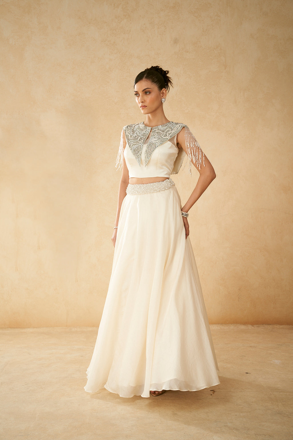 BLOUSE AND ORGANZA SKIRT