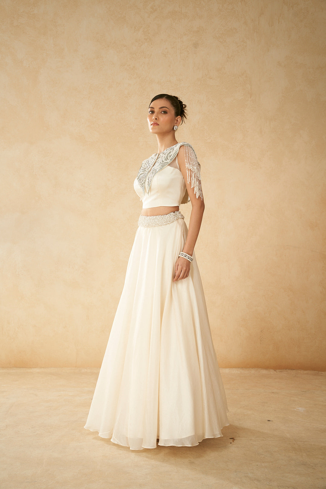 BLOUSE AND ORGANZA SKIRT