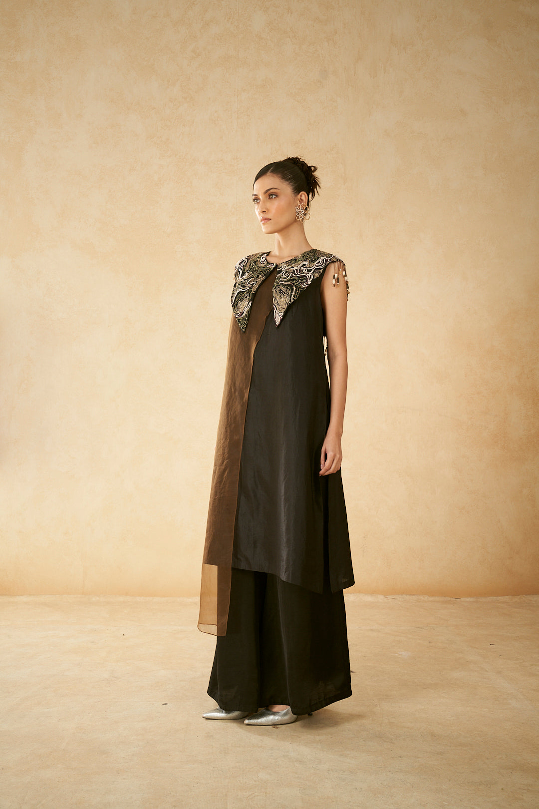 LONG INNER DUBLE LAYER AND FLARE PANT