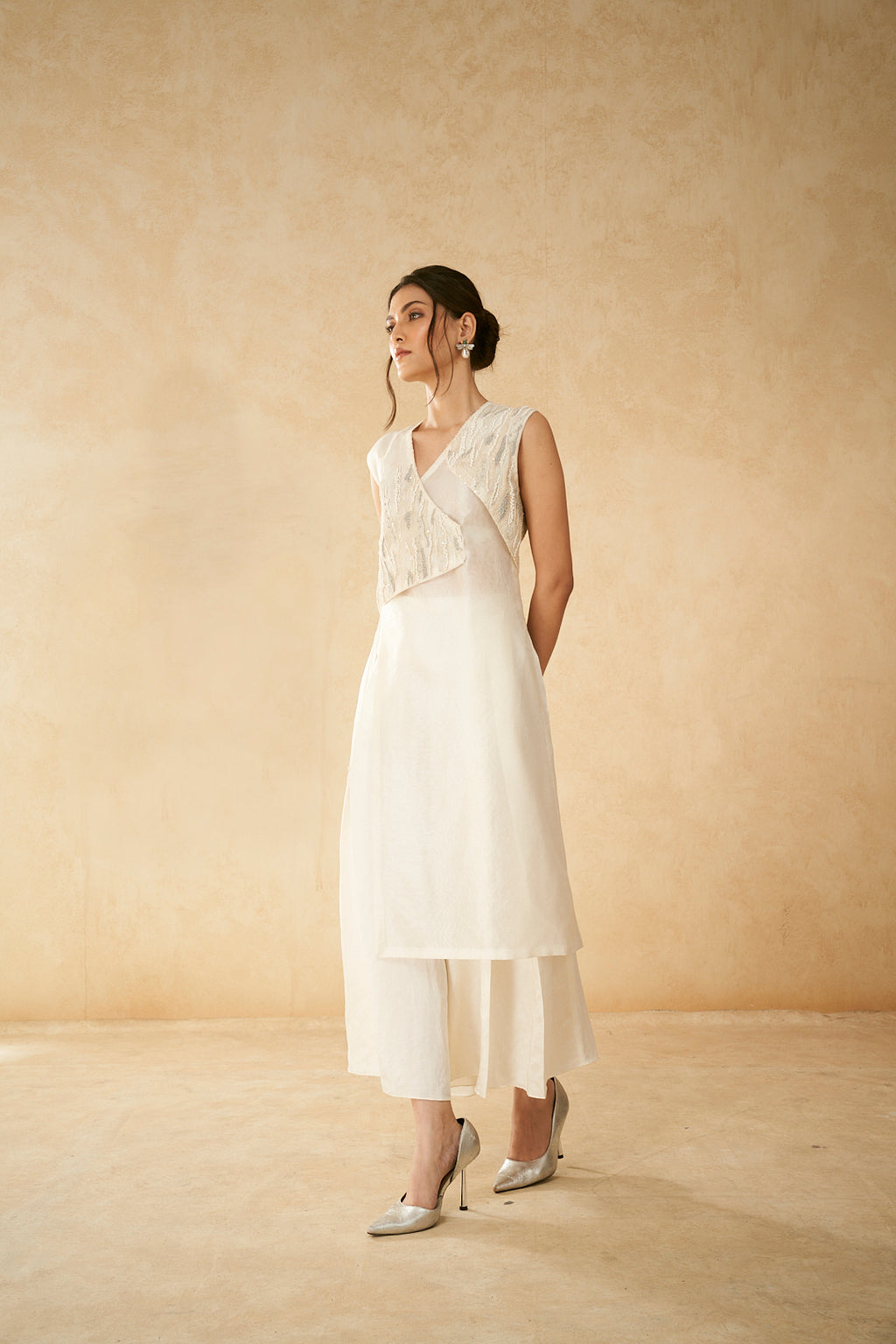 WHITE ORGANZA ANGRAKHA WITH PANT