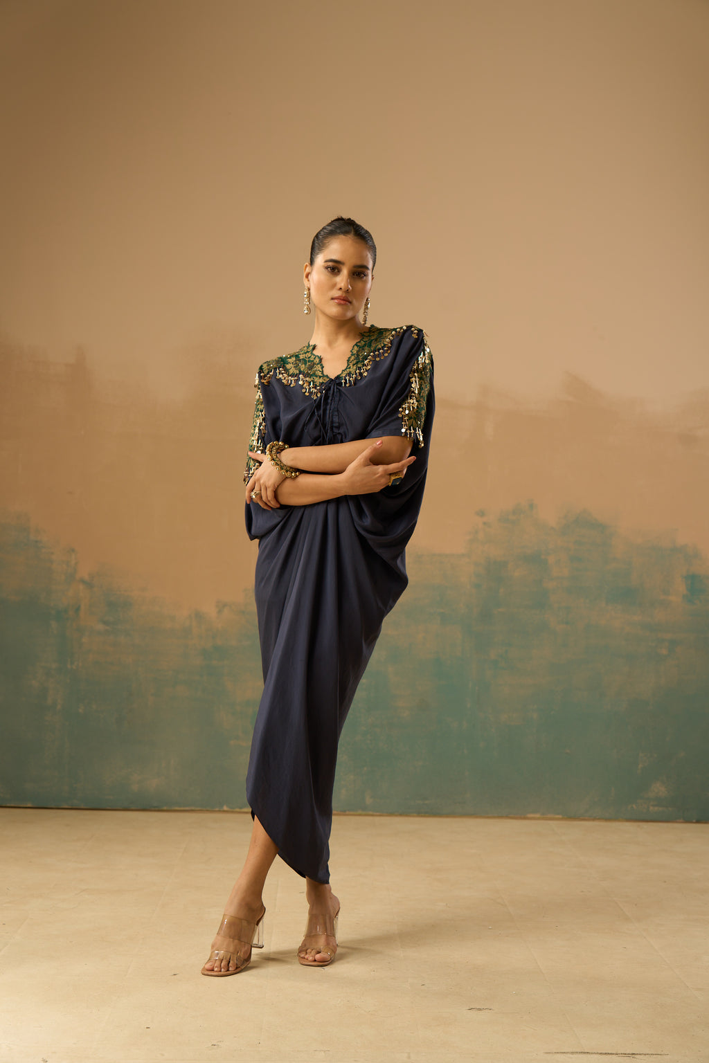 Neckline dress