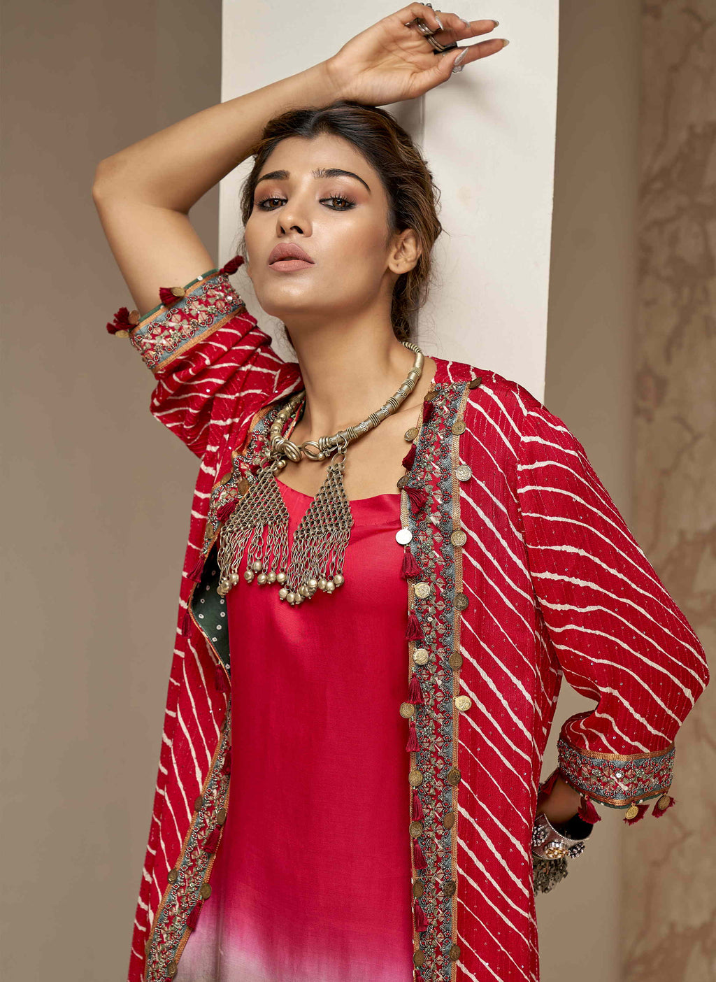 Knee Length Inner Top with Pants and Leheriya Cape