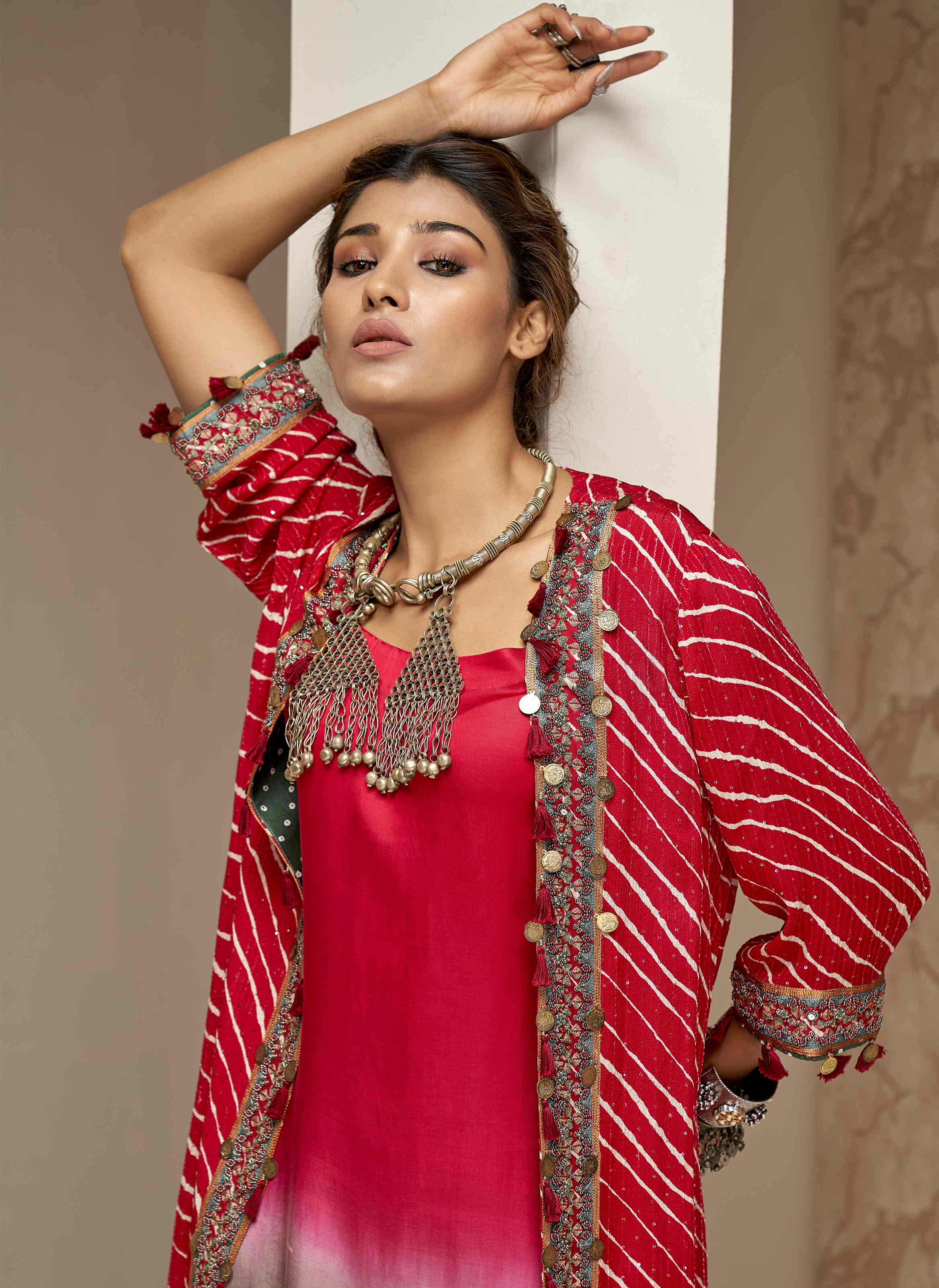 Knee Length Inner Top with Pants and Leheriya Cape