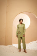 Kurta set with ruffled collar