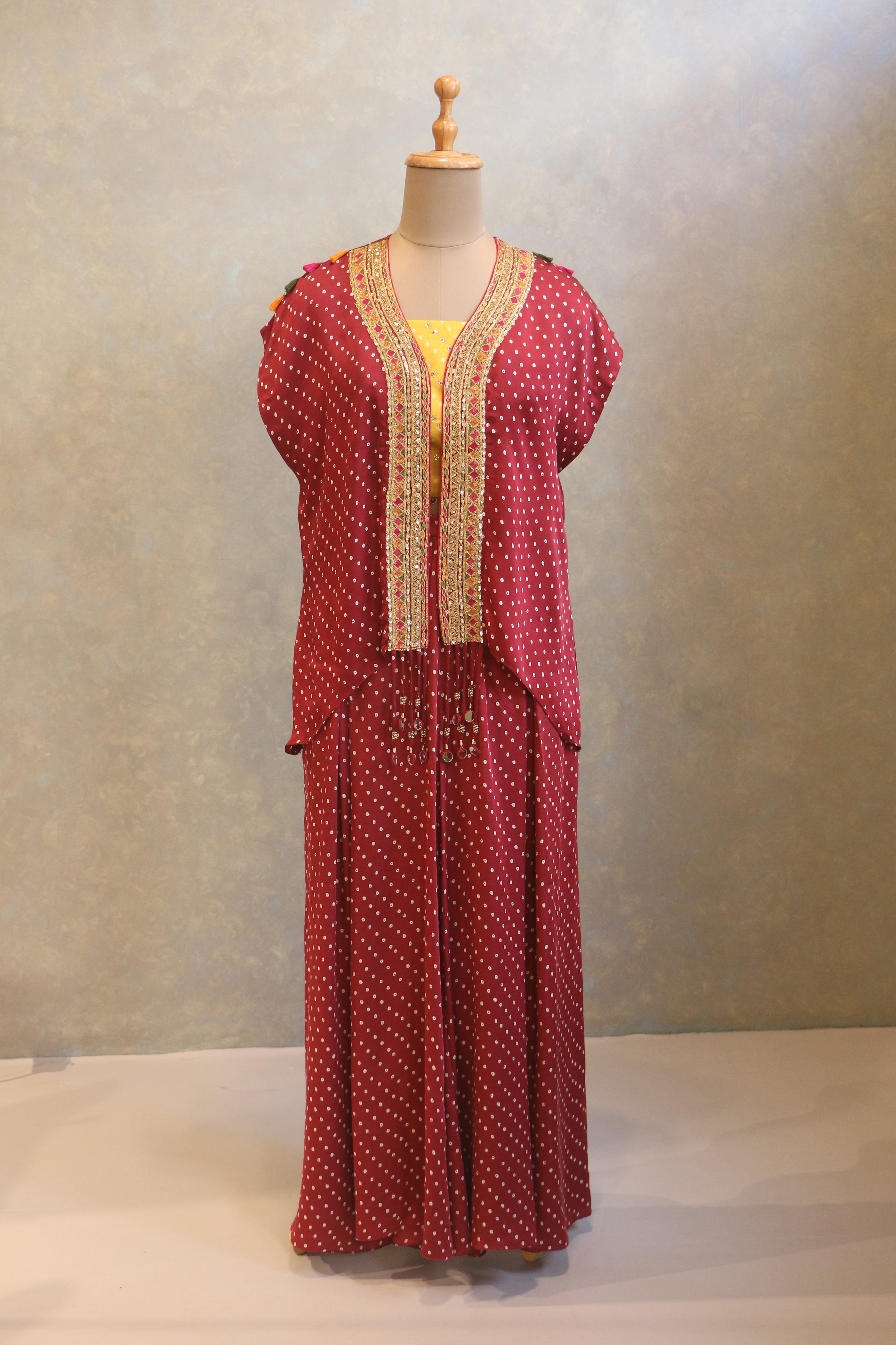 Maroon Bandhej Cape Set