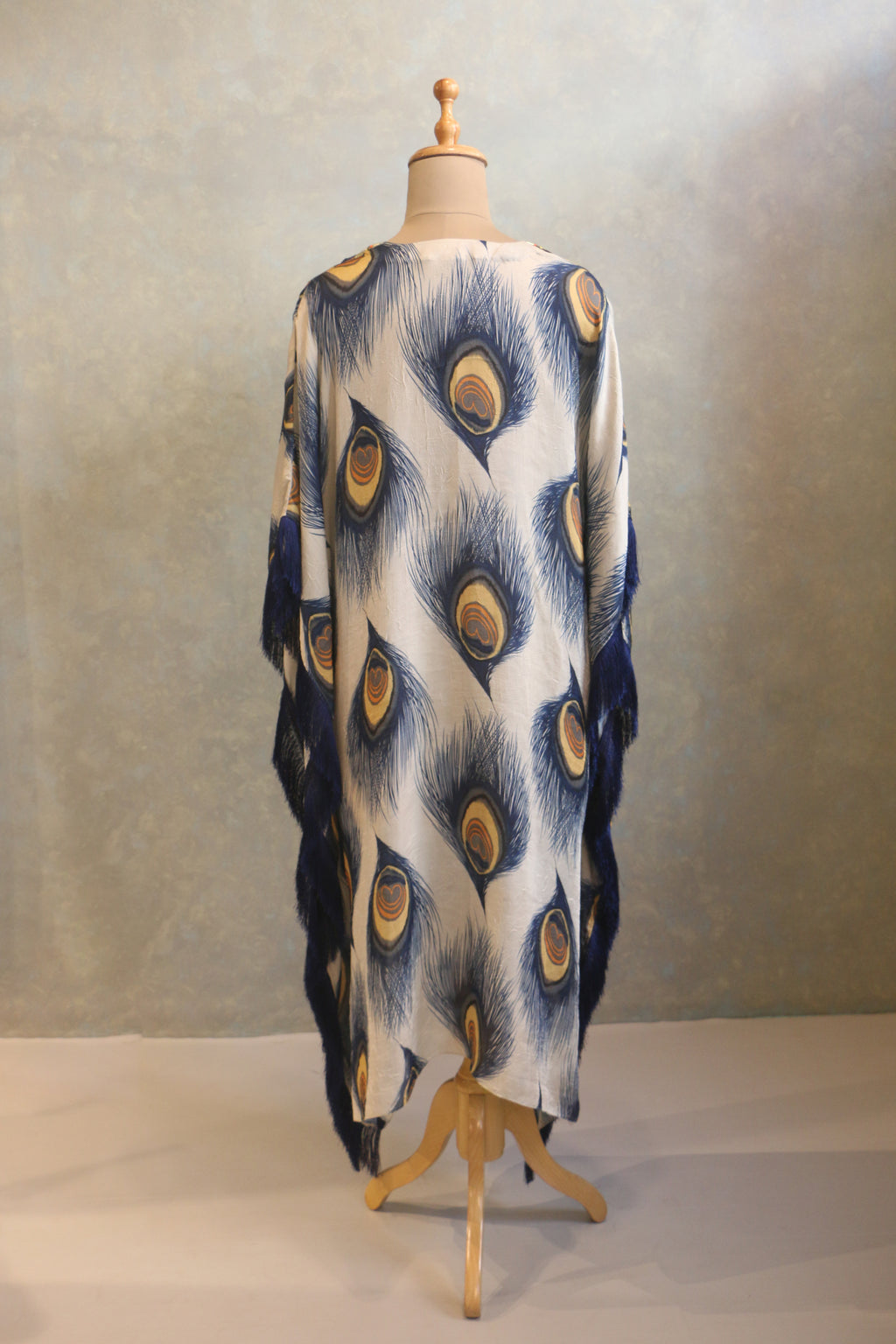 V-Neck Kaftan
