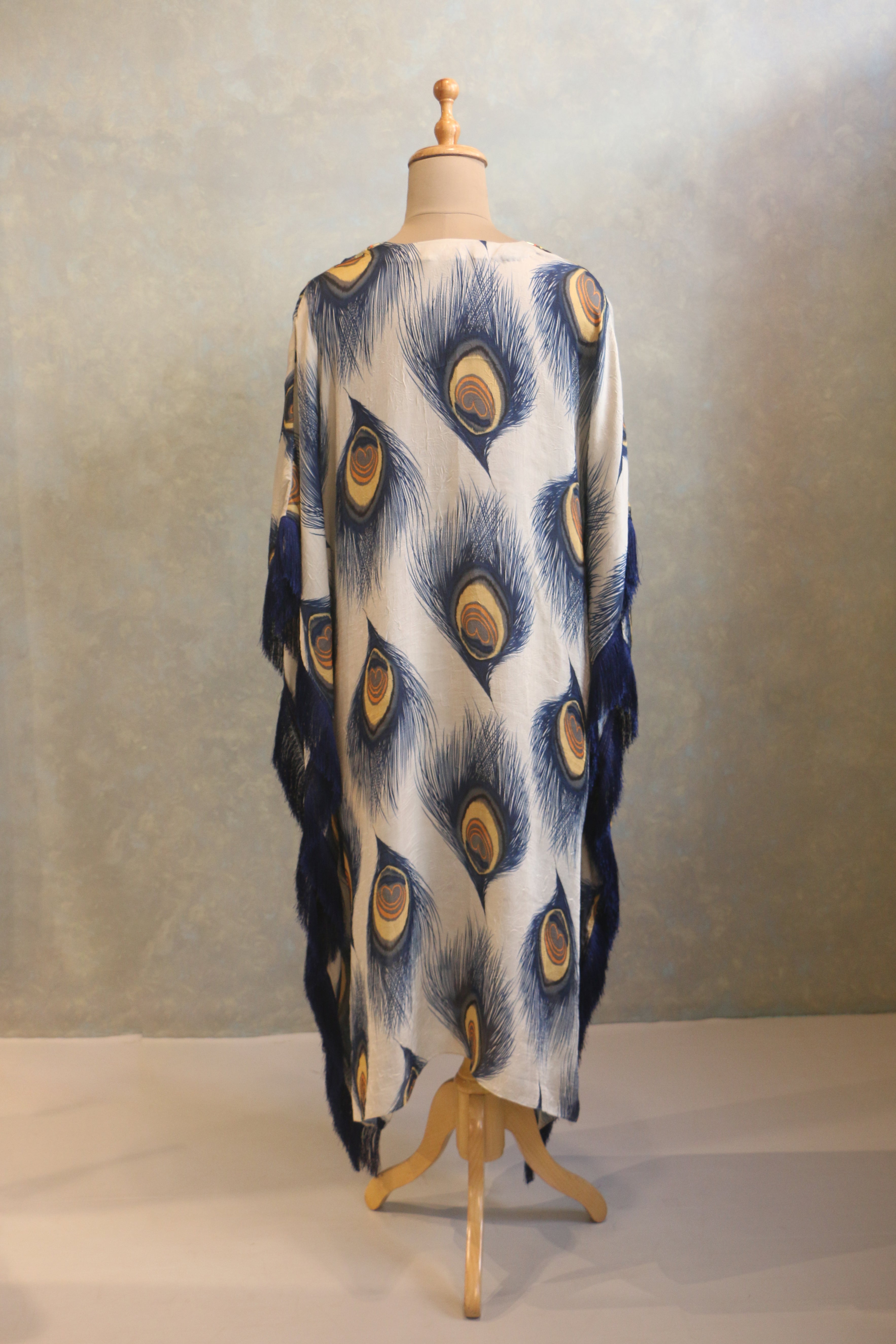 V-Neck Kaftan