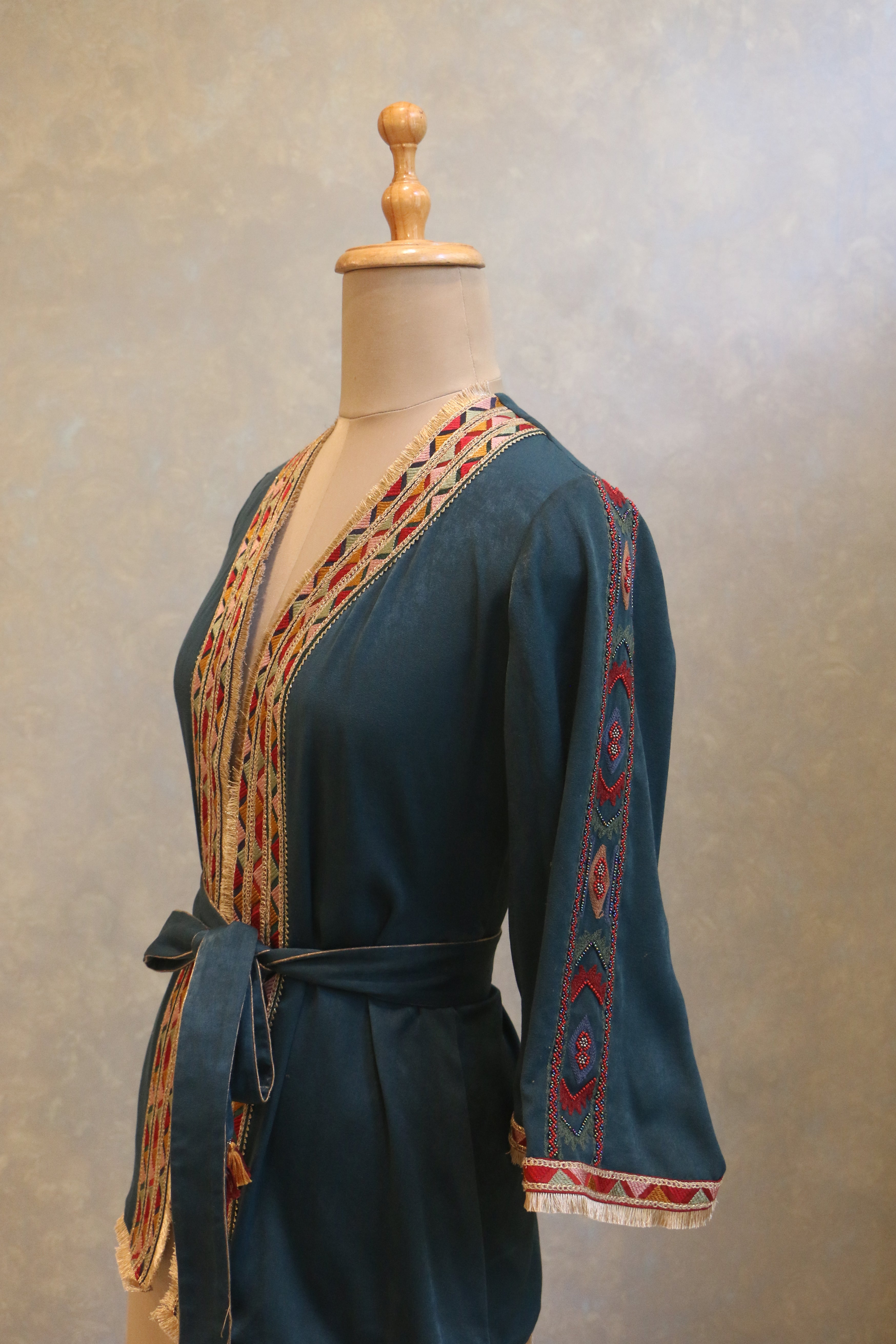 Jacket With Embroidery Sleeves