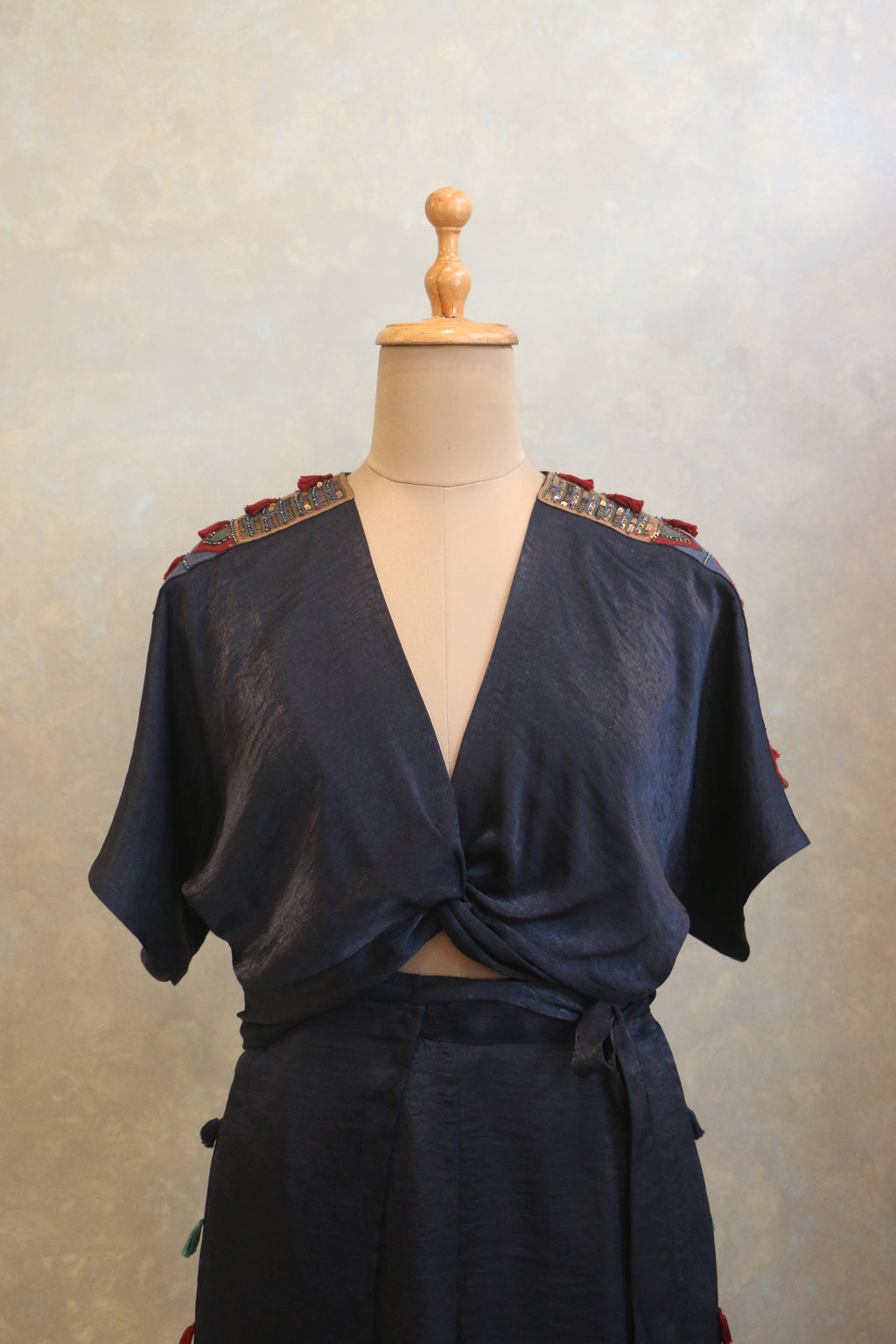 Co-ord Set With A Crop Top And Pants