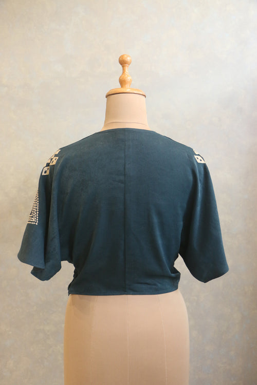 Co-ord Set With A Crop Top And Pants