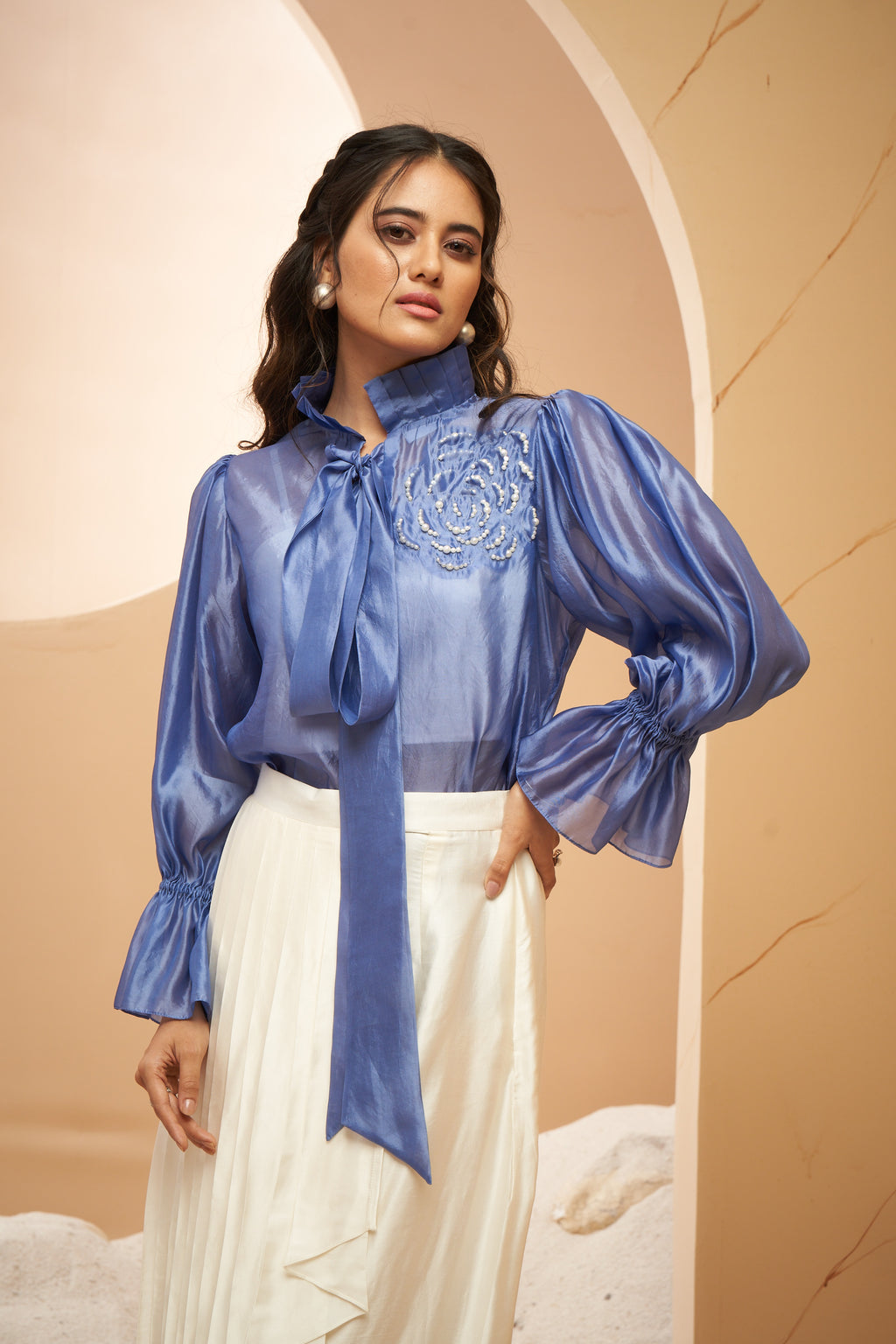 Ruffle collar top