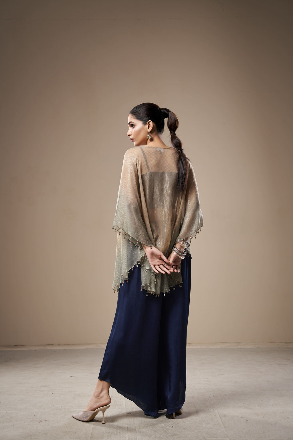 Cape set