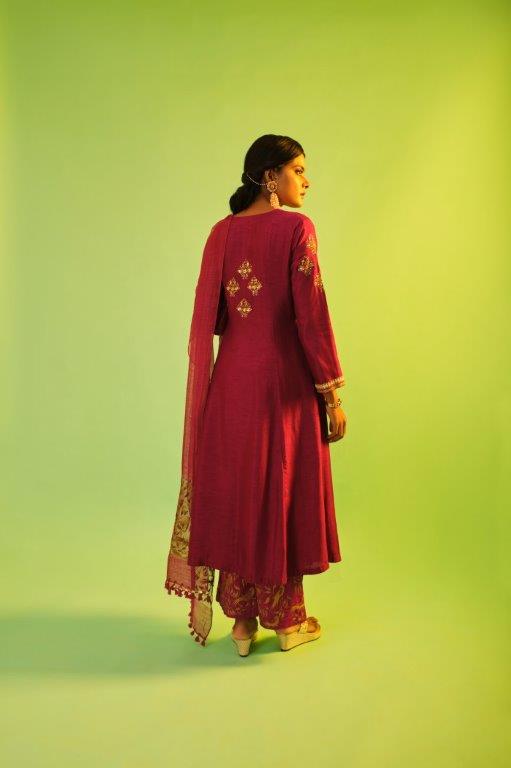 Magenta Kurta With Pant & Dupatta