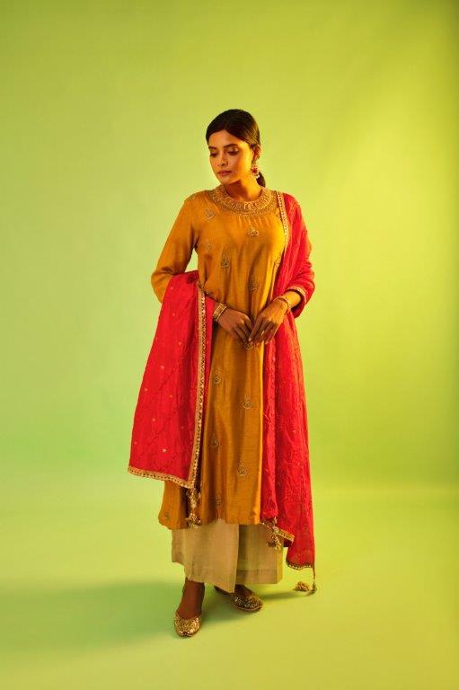 Mustard Kurta With Pant And Red Bandhni Dupatta
