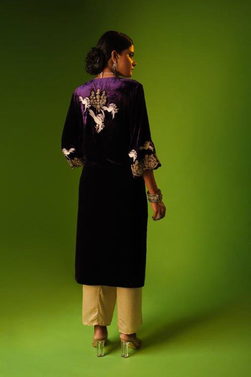 Purple Velvet Kurta With Pant Aditi Somani India