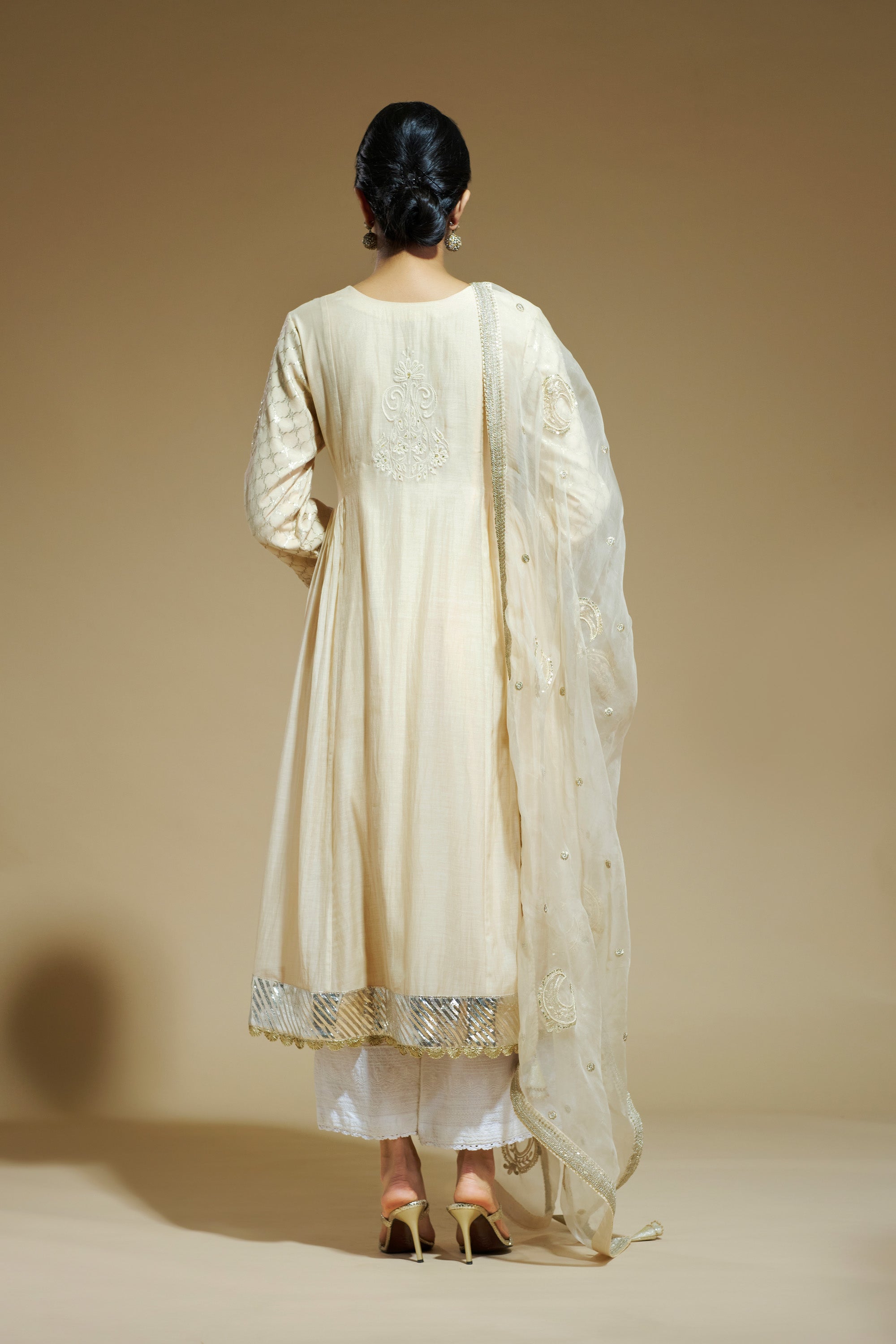 Beige Kurta With Palazzo And Organza Dupatta