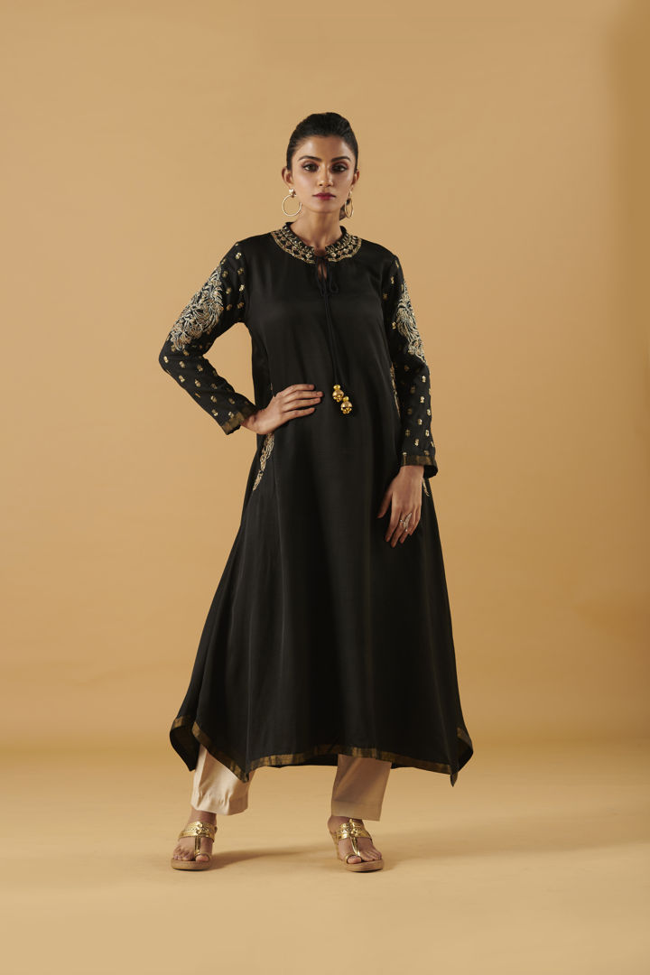 Embroidered Tunic With Pants Aditi Somani India