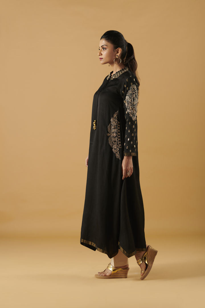 Embroidered Tunic With Pants Aditi Somani India