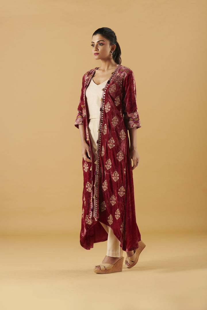 Embroidered Jacket Aditi Somani India