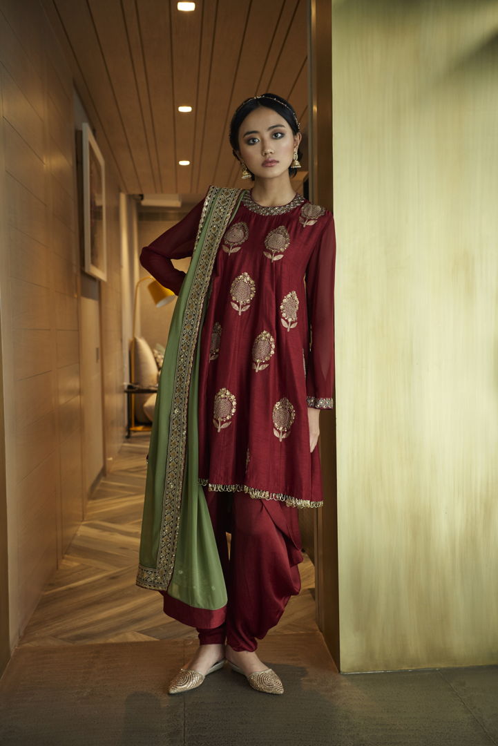 Embroidered Kurti With Dhoti Aditi Somani India