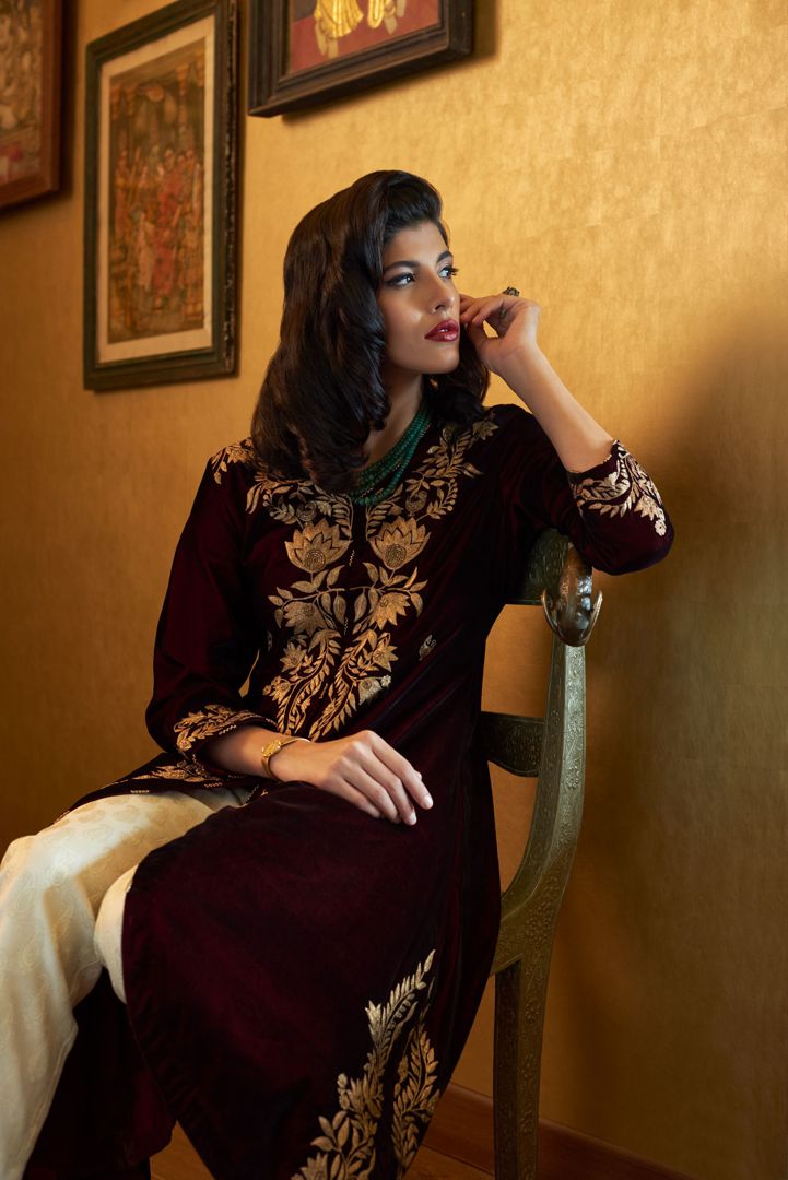 V Neck Kurta With Brocade Pant Aditi Somani India