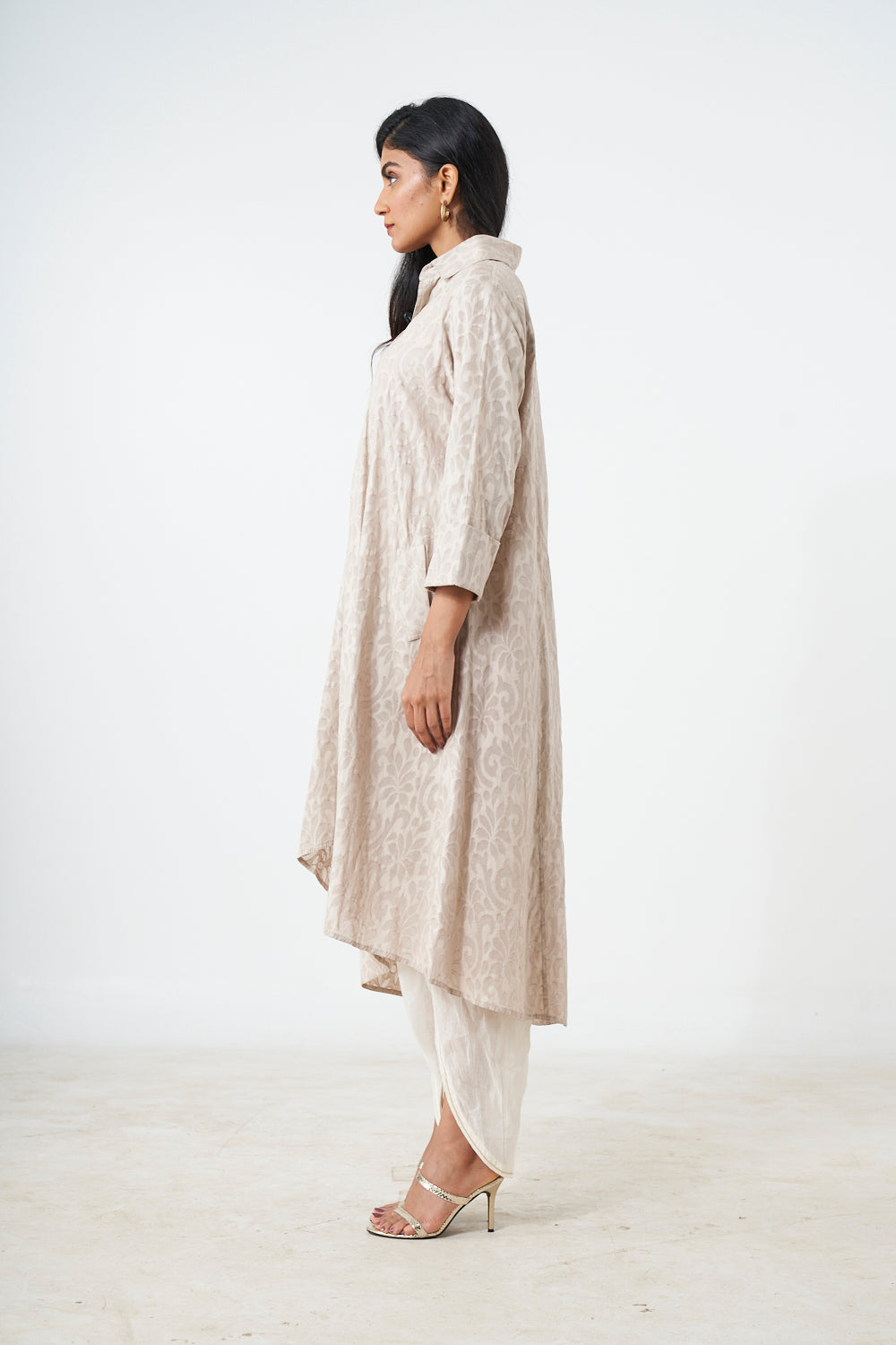 Tunic With Stole Aditi Somani India