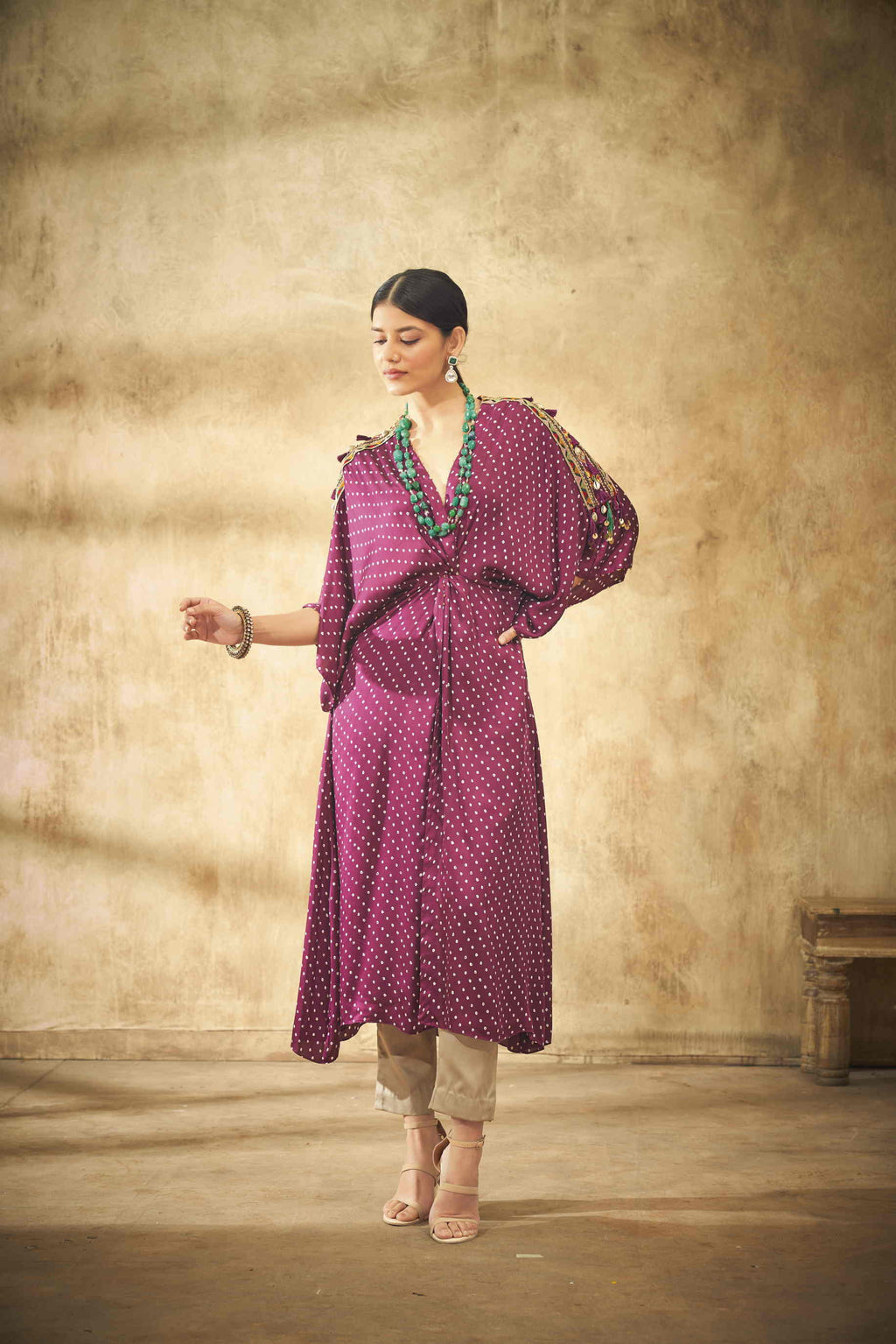 Wine Bandhani Waist Knot tyeup with Shoulder