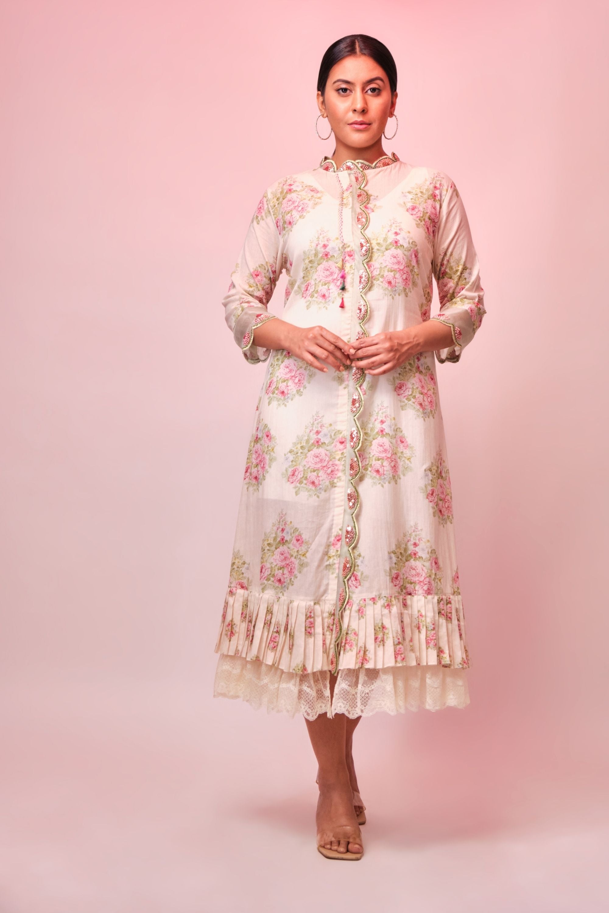 Off-white cotton printed tunic finished with off-white printed & lace frill