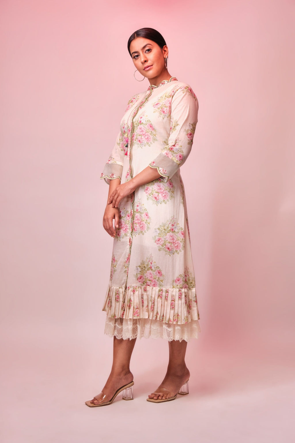 Off-white cotton printed tunic finished with off-white printed & lace frill