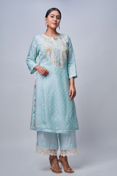 Blue bandhni embroidered tunic with pant