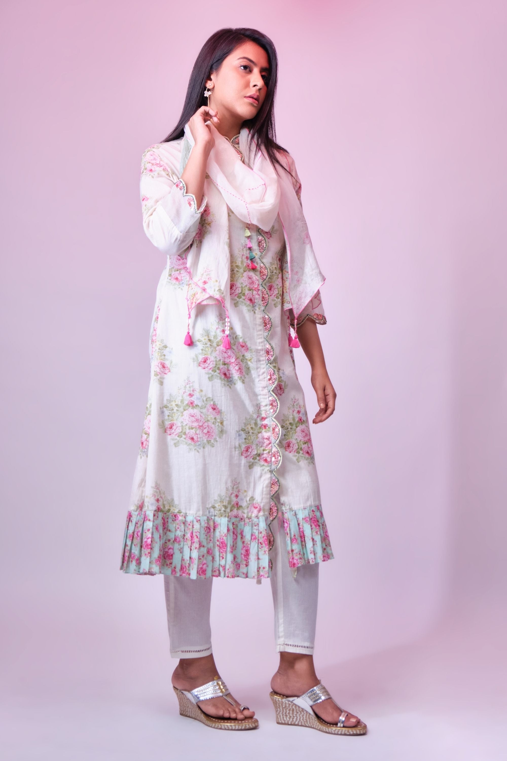 Off-white cotton printed tunic with sequence-french knot